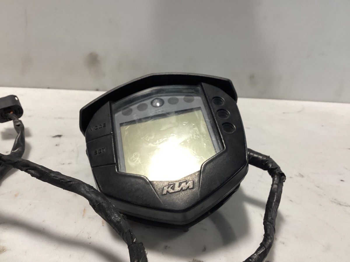 RC390 メーター 190501.K】ZX-10R'04-05○ スピードメーター(4216