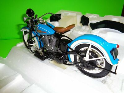 B11ZU03 FRANKLIN MINT HARLEY DAVIDSON 1936 KNUCKLEHEAD ROAD RALLY