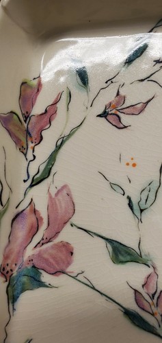 Hand painted porcelain Trinket Dish Floral Design - Picture 4 of 12