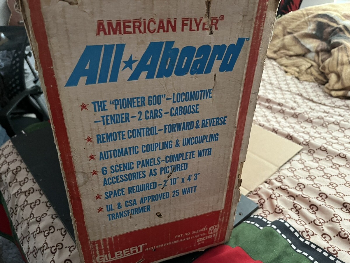 Vintage Gilbert All Aboard American Flyer Set in Original