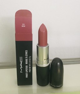 mac skew lipstick