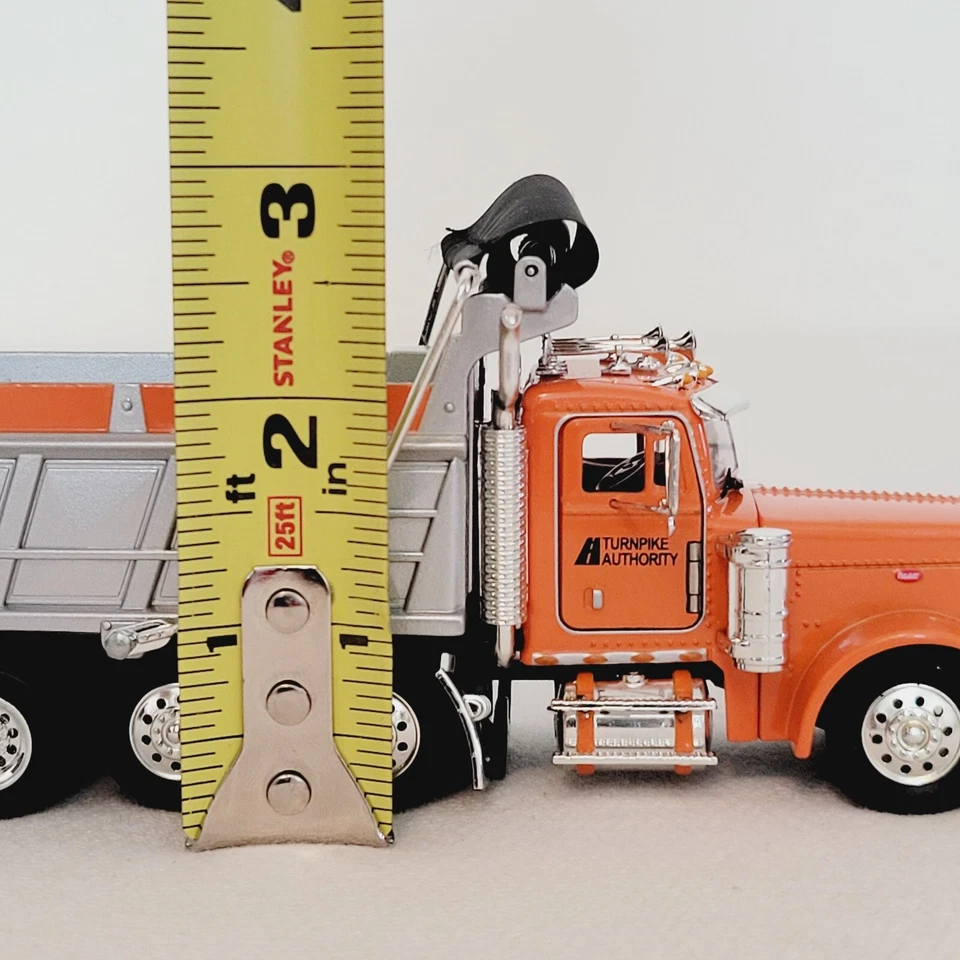 Tonkin Replicas Peterbilt 379 dump truck Turnpike Authority 1:53 with box - Image 2 of 4