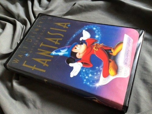 Walt Disney's Masterpiece Fantasia (VHS, 1991 Clamshell) Used - Picture 2 of 5