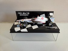 Minichamps 1/43 Sauber Ferrari C30 K. Kobayashi - 2011 - 410110016