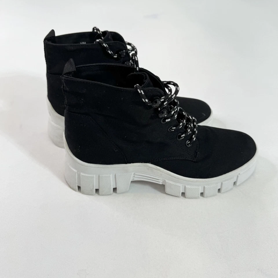 Guess Shoes Womens Size 10 Black White Chunky Platform Boots Lace Up Fashion - Image 3 of 4
