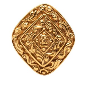 Authentic CHANEL Coco Mark Diamond Shape Brooch Gold Plated Used