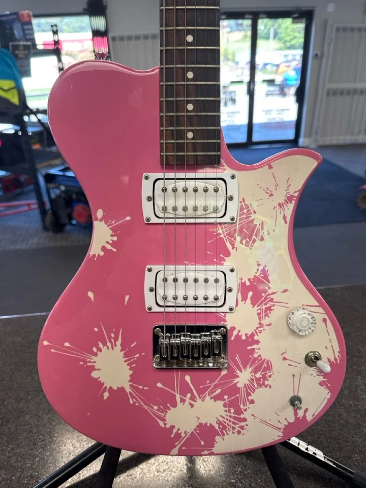 FIRST ACT ME553 6-STRING ELECTRIC GUITAR (PS2020966) - Image 2 of 4