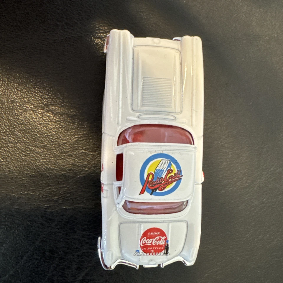 Vintage 2000's Majorette White 1958 Corvette Coca-Cola 1/58th Diecast Toy Car - Image 3 of 4