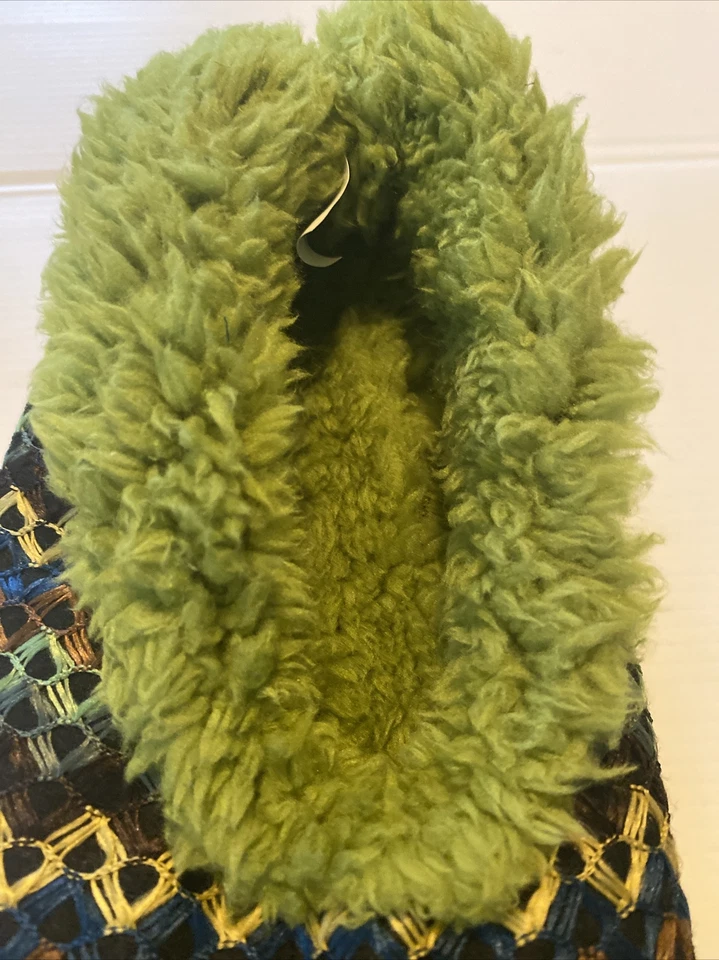 Zapatillas para cubrir pies Snoozies RAYAS ONDULADAS VERDES para mujer talla S 5/6 nuevas con etiquetas Foto 2 de 3