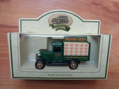 LLEDO DAYS GONE CLASSIC 1934 Chevrolet Lieferwagen 'Walkers Crisps' In OVP