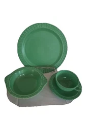 Vistosa Green Dish Set Cup, Saucer, Bowl and Plate