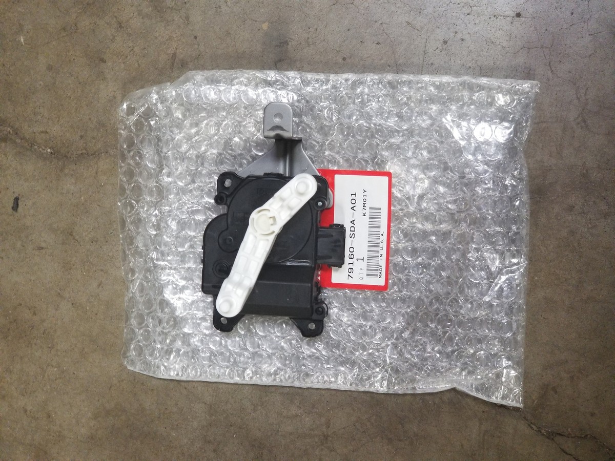 Genuine OEM Honda 79160-SDA-A01 Left Evaporator HVAC Temperature