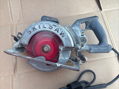 Skillsaw SPT77 7-1/4 In. 15-Amp 120V  Skill Saw Used