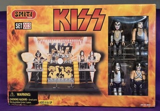 NEW! VINTAGE KISS ALIVE II SMITI Playset 40 Pc. Figure Set 003 2002 Spencer's