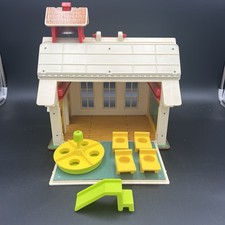 1971 Fisher-Price Play Family School House with People and Accessories 923