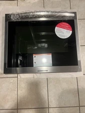 5304528493 Frigidaire  Range GCFI3060BF Door Assembly with Handle(see Pic)