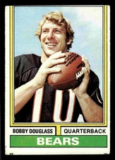 1974 Topps Bobby Douglass #120 - Chicago Bears