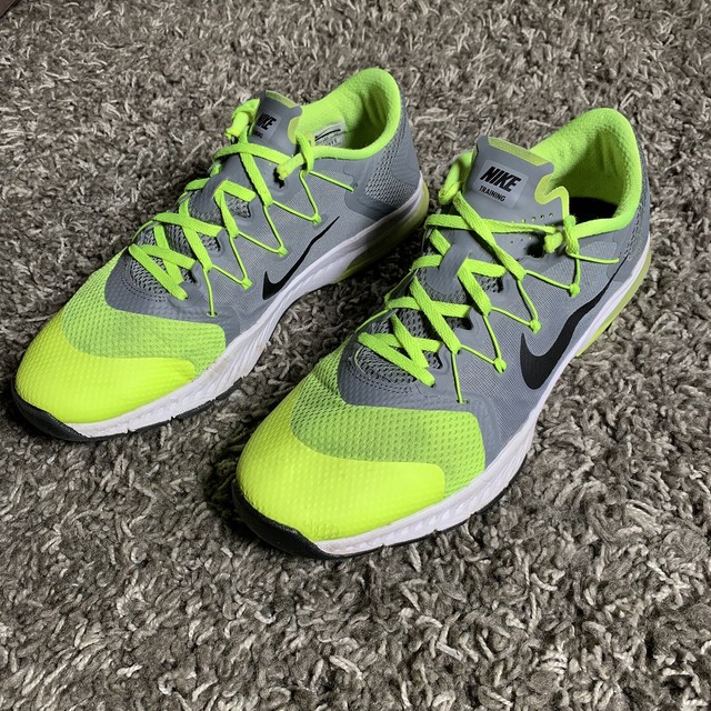 nike men's zoom train action cross trainer