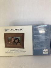 Element Digital Photo Frame 7  Plug In SD Or Memory Stick Light Brown Frame