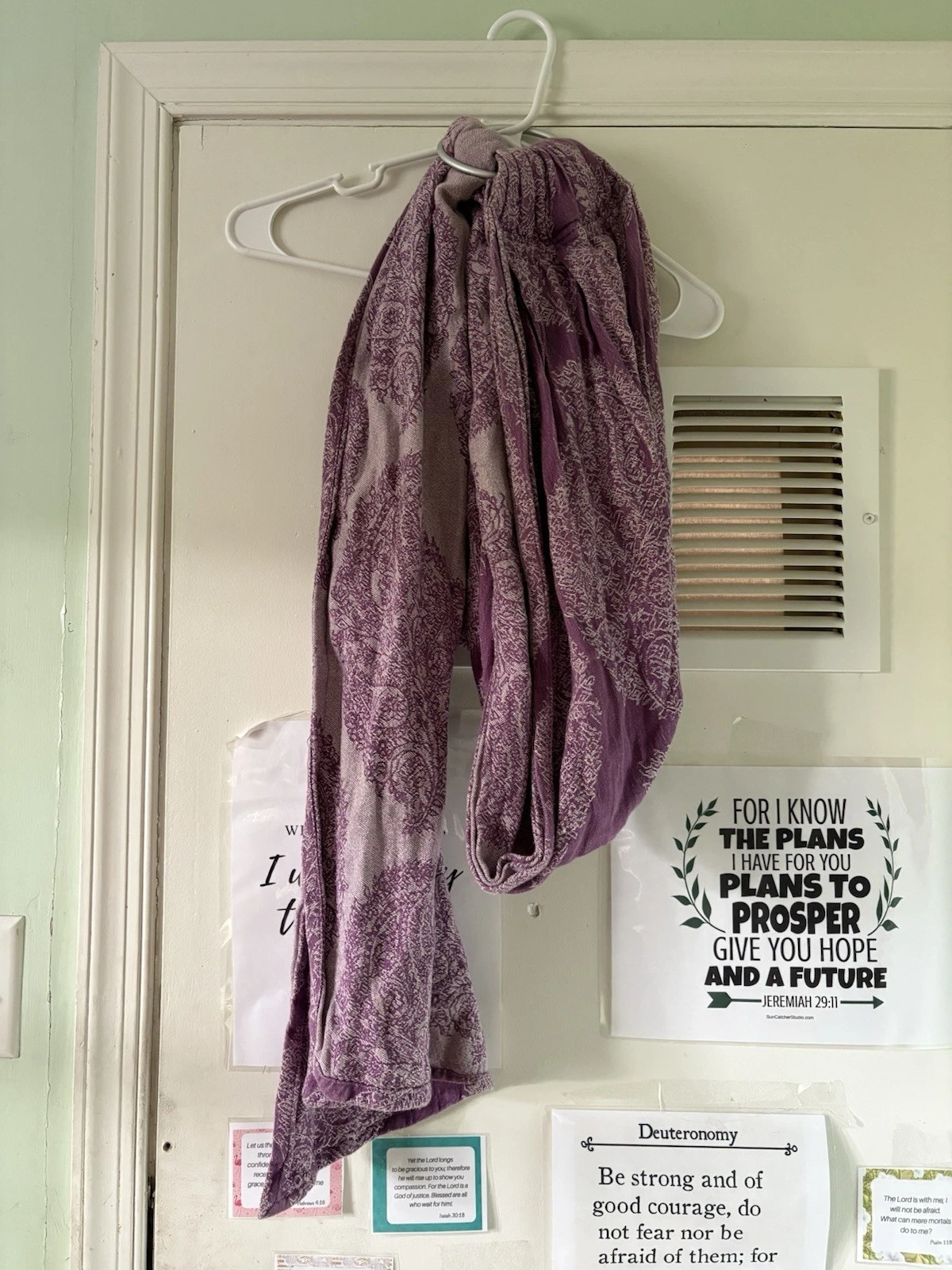 Diva Essenza Berry Linen Ring Sling Baby Carrier