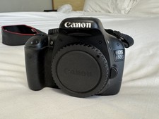 Canon 550D DSLR Camera 18MP 18-55mm & EF-S55-250mm Telephoto Lens