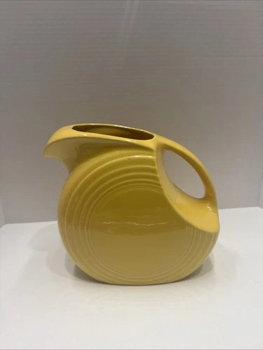 Vtg Fiestaware Original Yellow Water Disc Pitcher  Retired