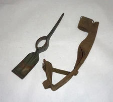 Vintage WW2 US Army Military Field Gear Entrenching Pick Axe Head+Canvas Carrier