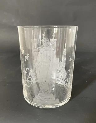 Ancien Gobelet en cristal gravé Notre Dame De Fourvière Lyon XIXème Religion - Photo 1/4