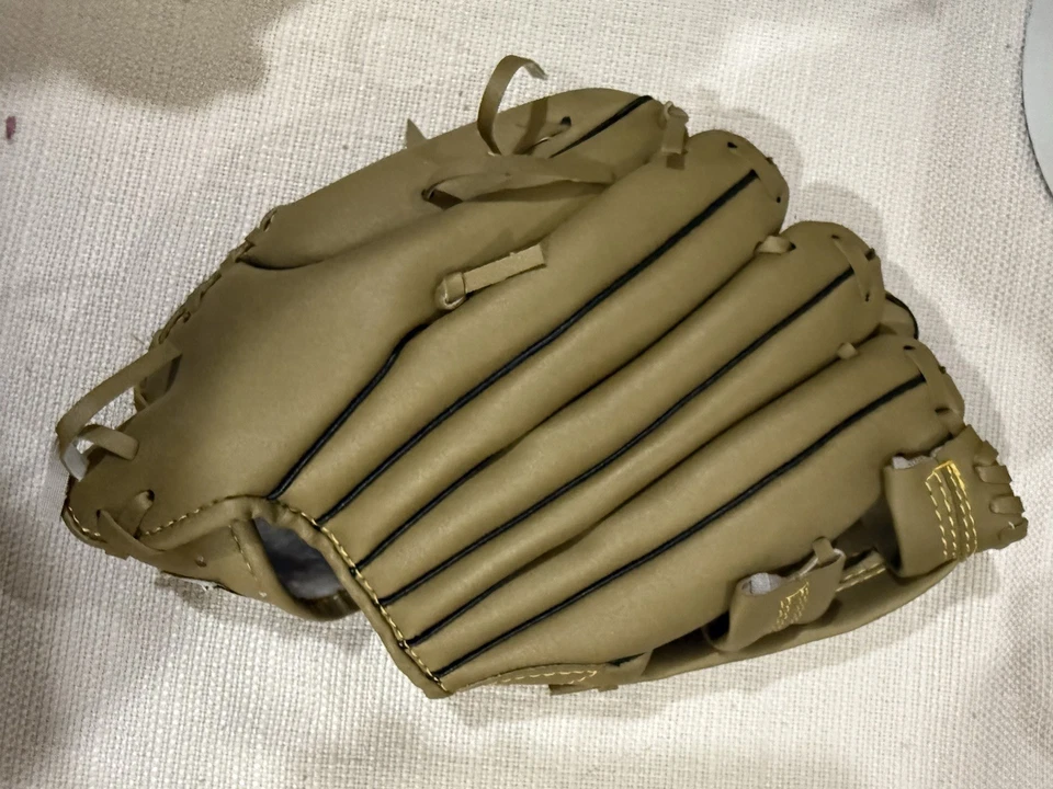 Guante de Oro Réplica Texas Rangers Adrian Beltre Powerade Zero SGA Sorteo Foto 3 de 4