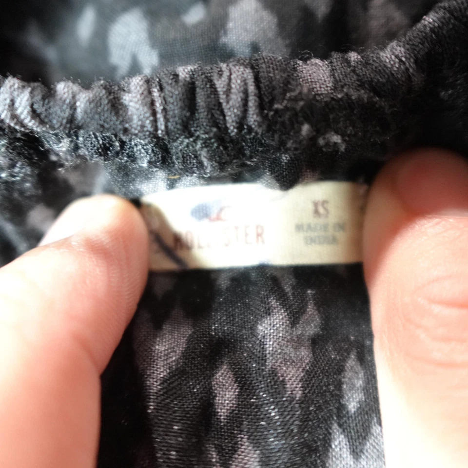 Vestido Y2K Hollister Para Mujer XS Negro Floral Borde Hombro Descubierto Boho Suroeste Foto 3 de 4