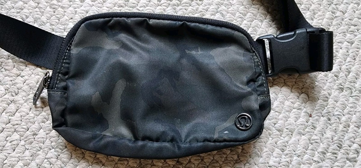Fanny Pack Lululemon Wallet Camo OG Lululemon Everywhere Belt Bag