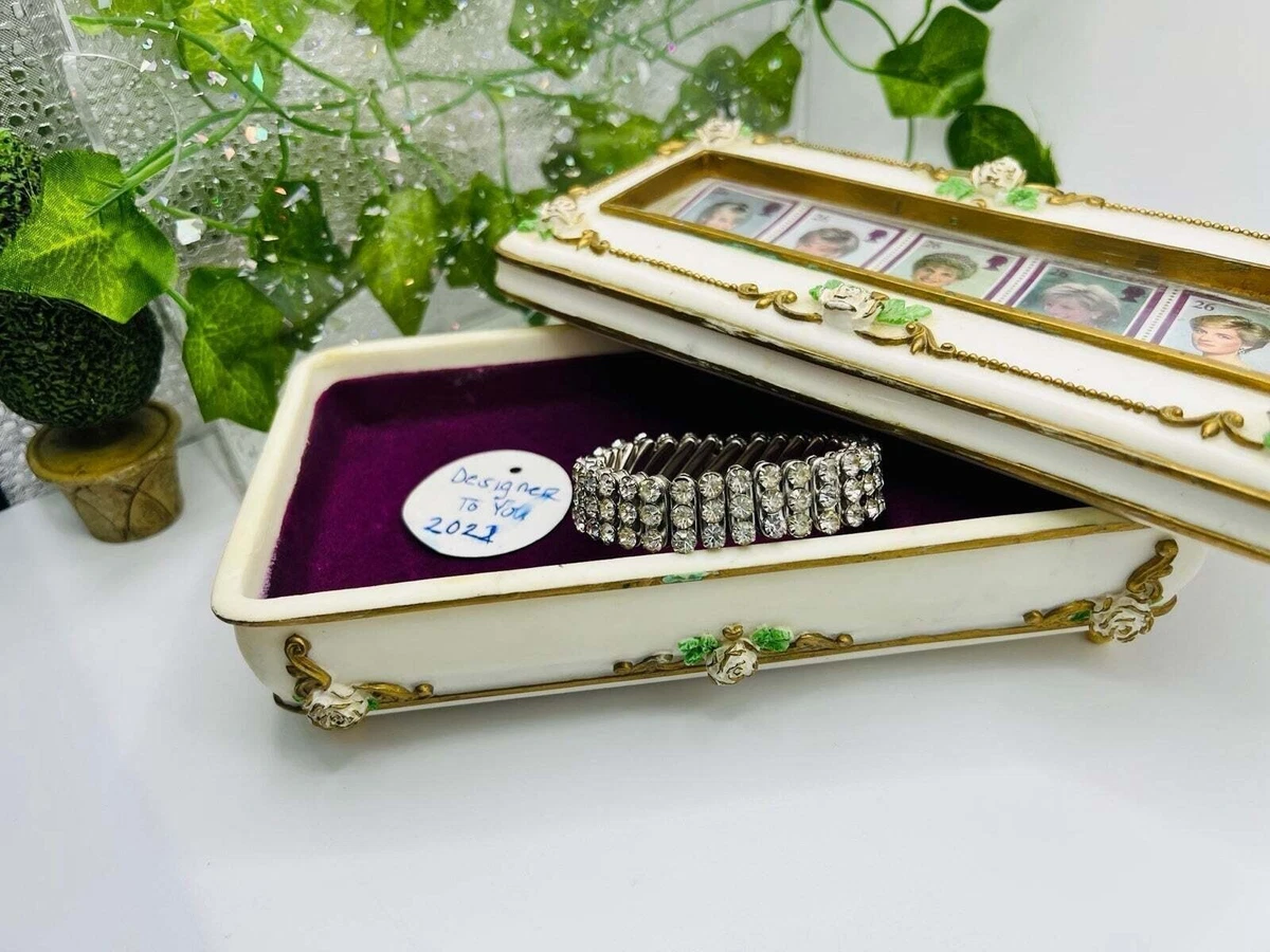 Elton 2024 antique jewellery
