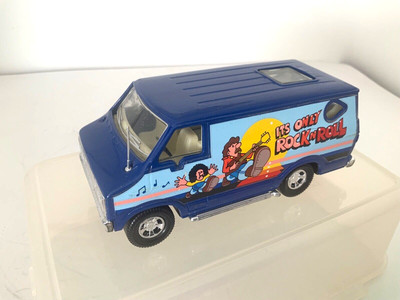 MATCHBOX K80-1 SUPER KINGS DODGE CUSTOM VAN - OHNE BOX.