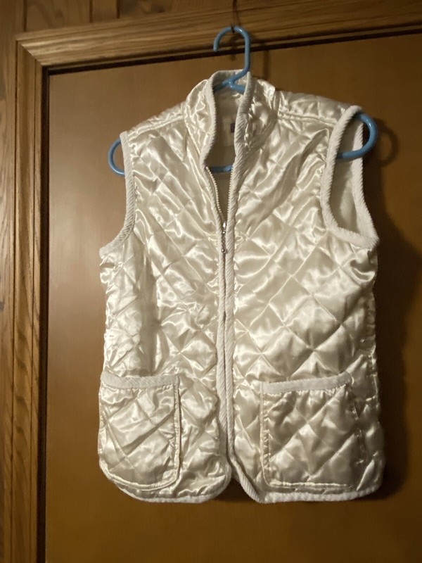 Laura Scott Cream Vest - Size Small