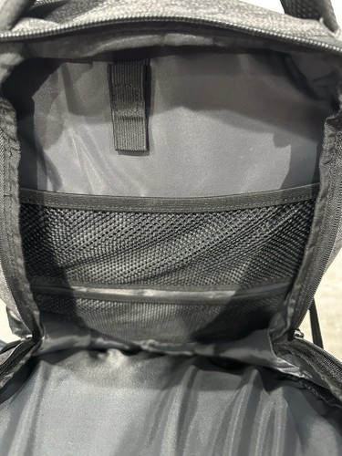 Solo New York Nomad Unbound Travel Backpack, Model Nor701-10 Black & Gray NWT - Picture 15 of 19