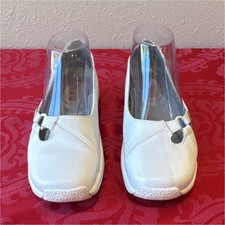 KLOGS White Leather Nursing Clogs Slip-On Flat Round Toe Women's Comfort 7M