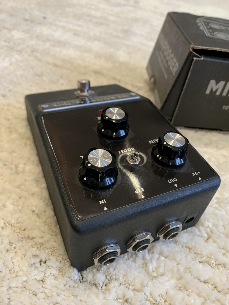 MF Boost V1 By Moog Minifooger Analogue Effect With Box And Manual