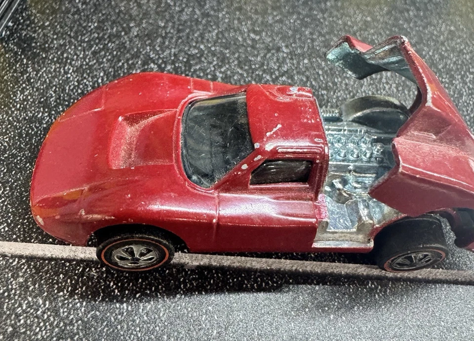 Lote de 3 autos Hot Wheels 1969 Grand Prix - McLaren M6A, Chaparral 2G, Ford MK IV Foto 3 de 4