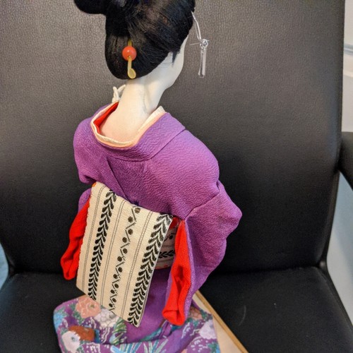 Vintage Japanese Geisha 17" Nishi Doll, handmade circa 1960's-1970's, Used. - Picture 5 of 15