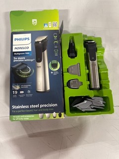 Philips Norelco Multigroom Series 7000 Mens Groom Kit Trimmer
