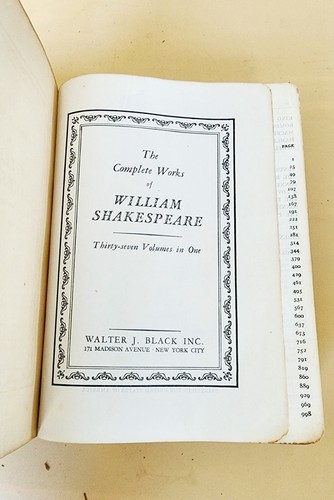 Antique 1933 The Complete Works Of William Shakespeare Book - Picture 6 of 11