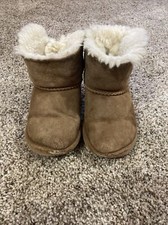 ugg boots toddler size 8