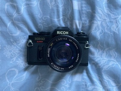 Ricoh KR-10 Super + Soligor 35 70mm f/3.5 4.5 Macro   getestet, guter Zustand