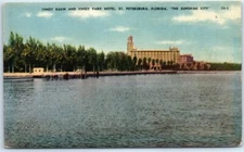 Postcard - Vinoy Basin and Vinoy Park Hotel, St. Petersburg, Florida