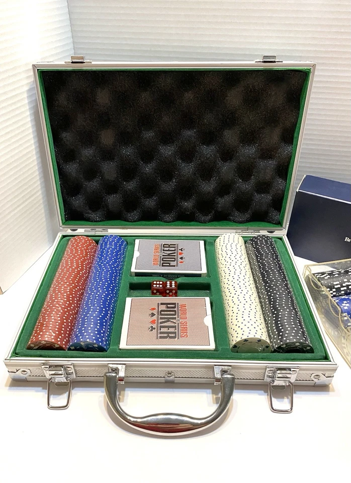 Excalibur World Series Poker Set 2 Decks Of Cards 2 Dice And Chips In Metal Box - Image 2 of 4