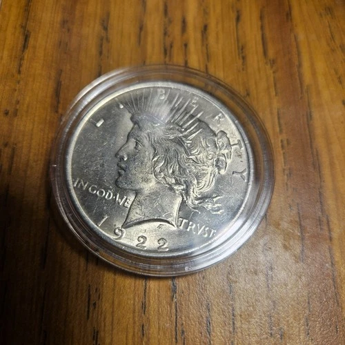 Uncirculated 1922 Philadelphia Mint Silver Peace Dollar