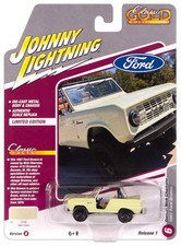 1967 Ford Bronco Green Johnny Lightning Classic Gold 164 Scale