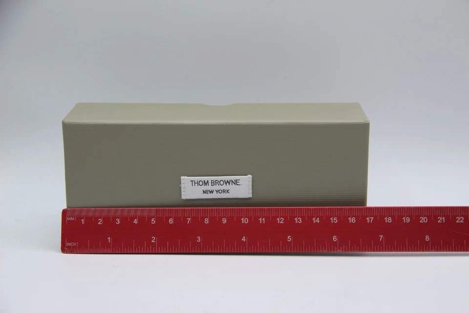 NUEVO THOM BROWNE GAFAS DE SOL AUTÉNTICAS GAFAS DE SOL NEGRO MAGNÉTICO ESTUCHE RÍGIDO Foto 2 de 4