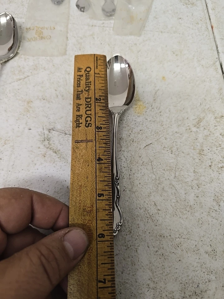 6 cucharas vintage de acero inoxidable Oneida Dover  Foto 4 de 4