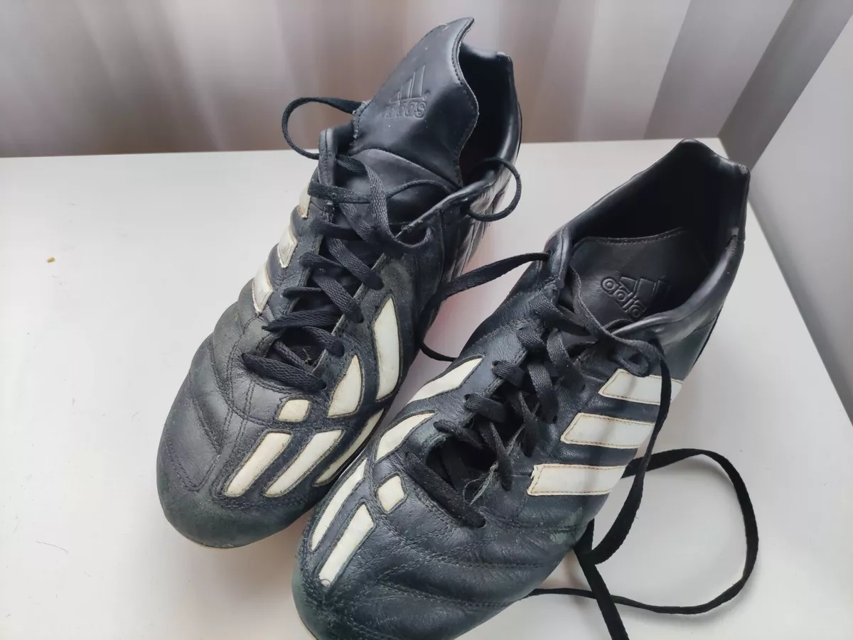 NEW FOOTBALL BOOTS IN PES 2011 UPDATE